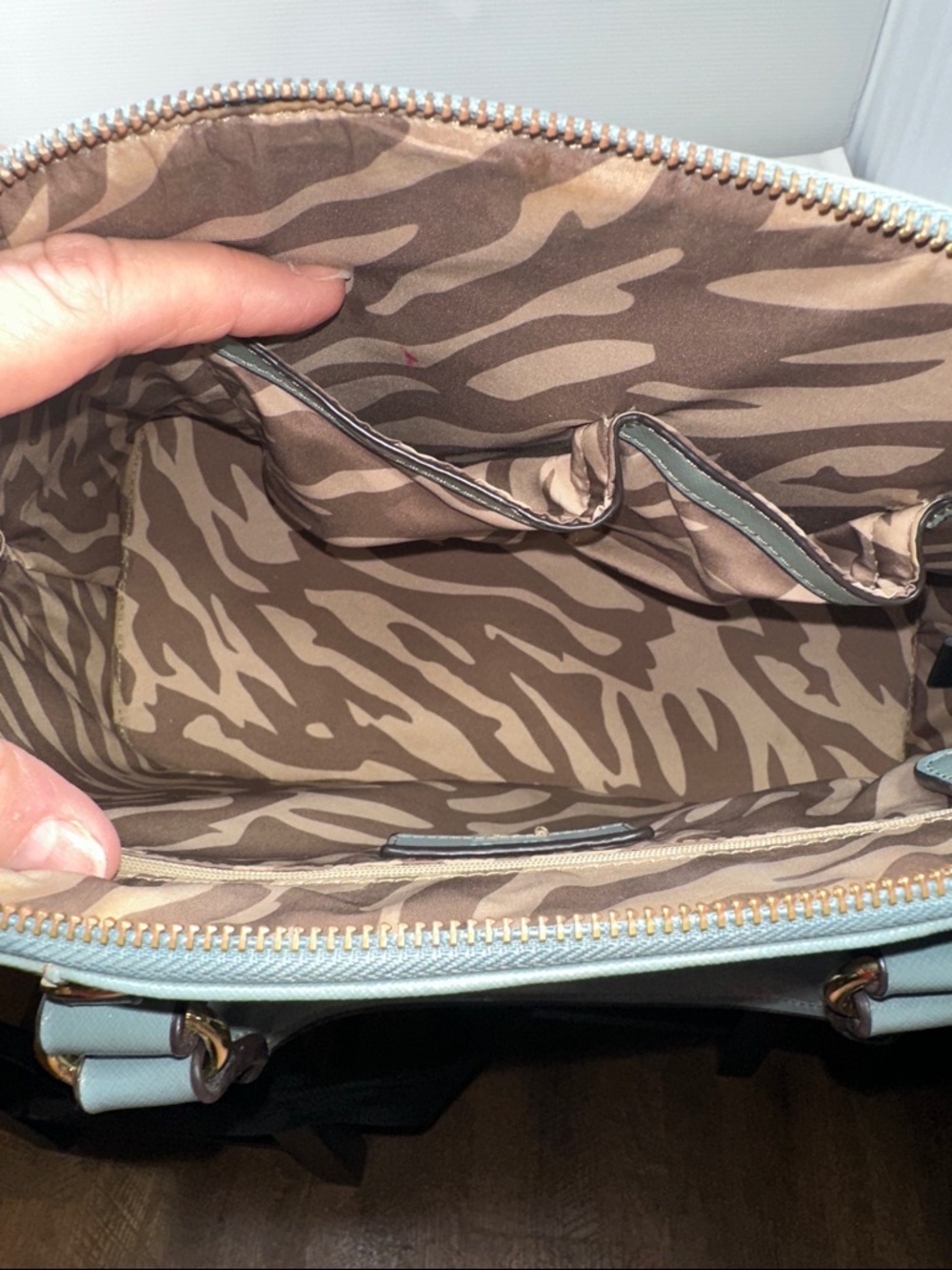 Anne Klein Satchel - Picture 5 of 8